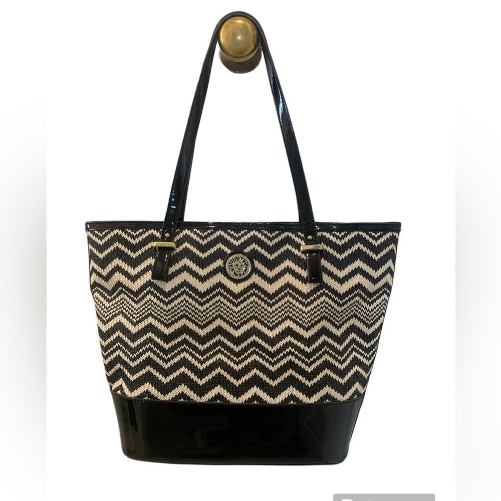 Anne Klein | Chevron large hand bag